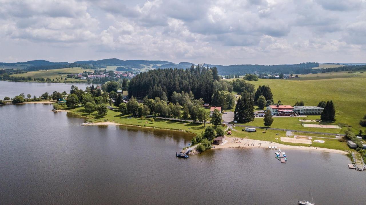 Hotel Racek Černá v Pošumaví Εξωτερικό φωτογραφία