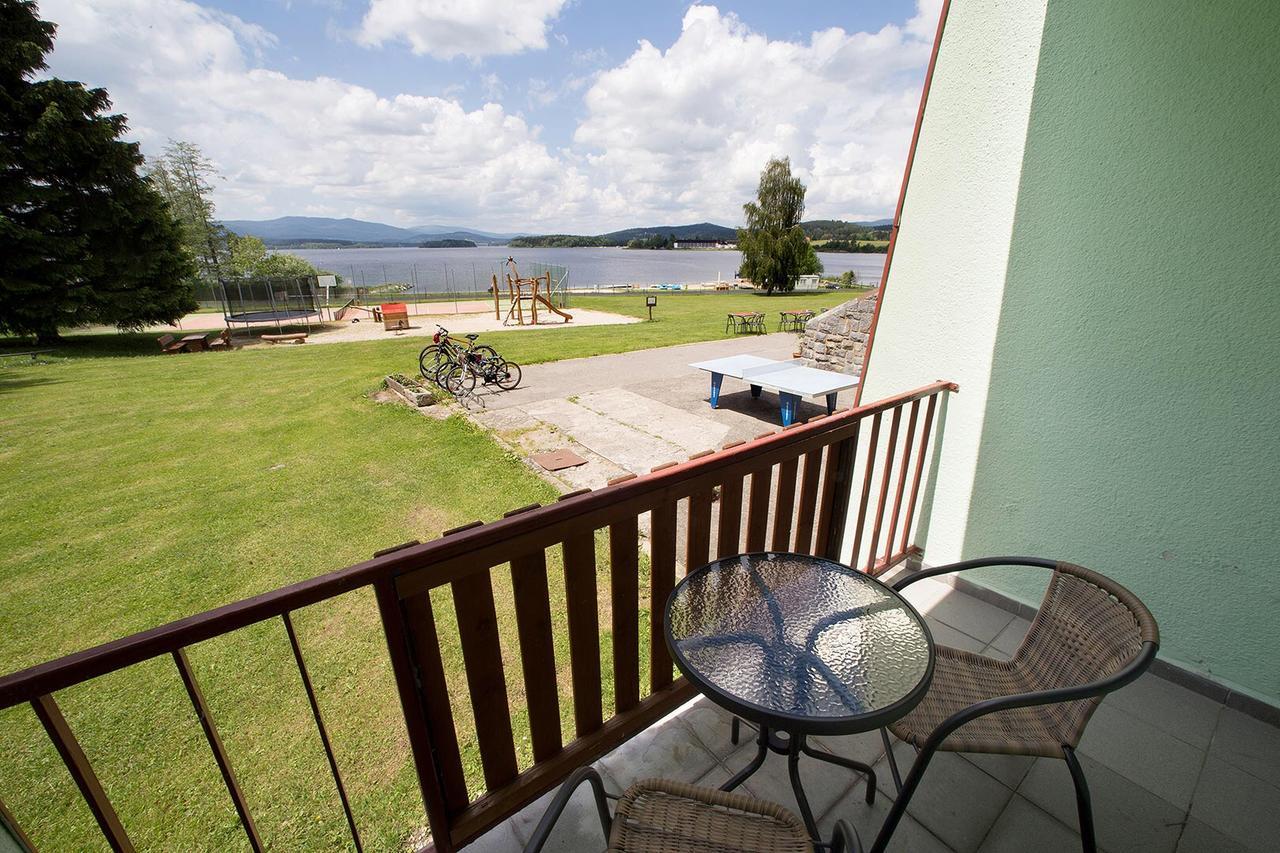 Hotel Racek Černá v Pošumaví Εξωτερικό φωτογραφία