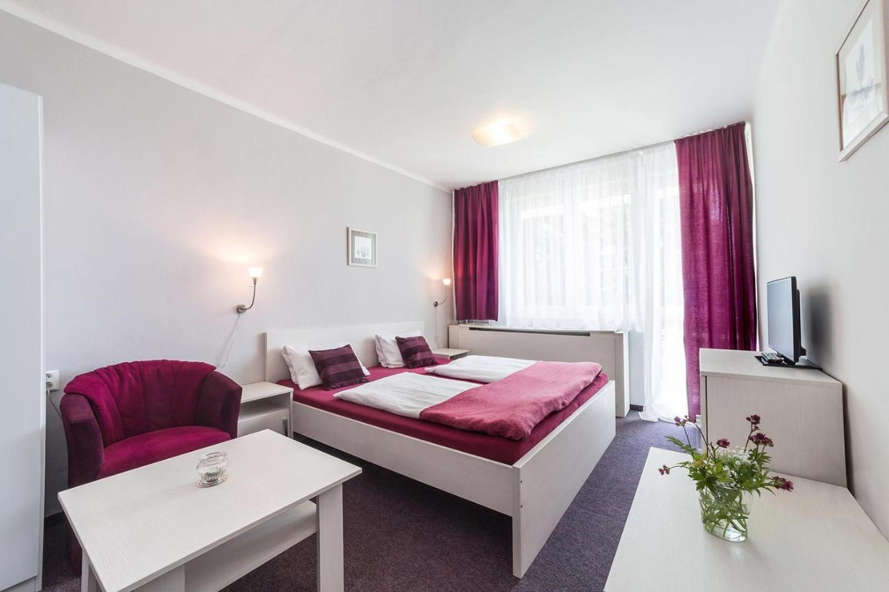 Hotel Racek Černá v Pošumaví Εξωτερικό φωτογραφία