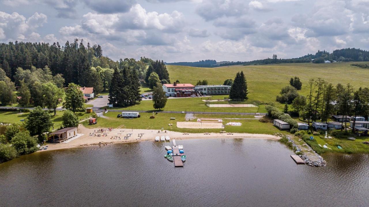 Hotel Racek Černá v Pošumaví Εξωτερικό φωτογραφία